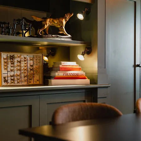 Ξενοδοχείο Mercier 4*