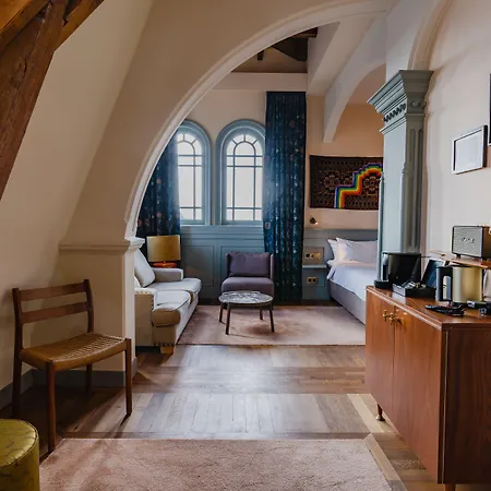 Mercier Hotel